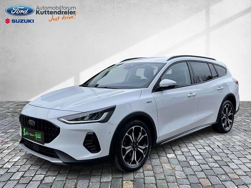Gebraucht Ford Focus Active 155 PS (114 kW) 2023 Frostweiß Kombi
