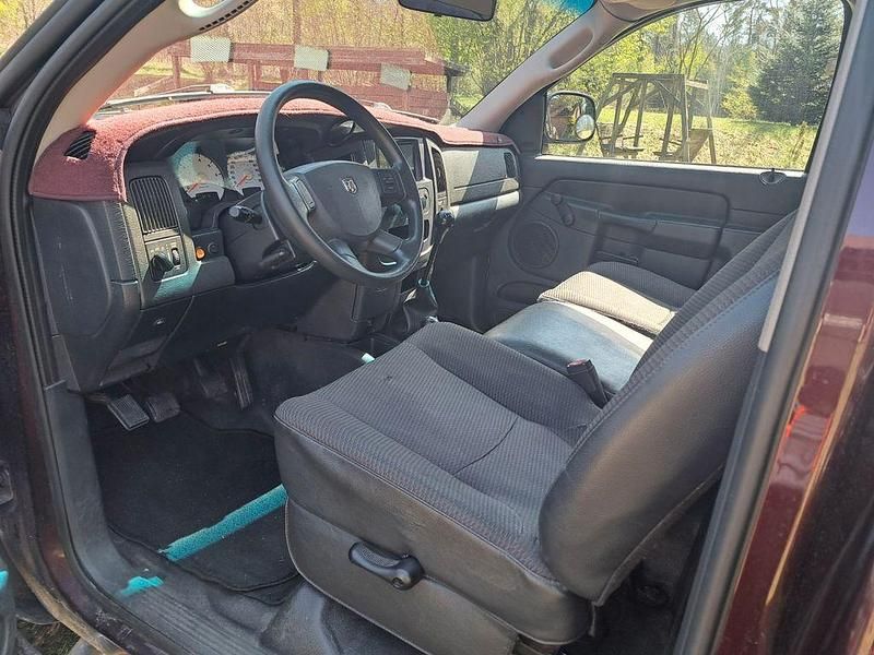 Second-hand Dodge Ram 231 CP (169 kW) 2004 Roșu Pickup