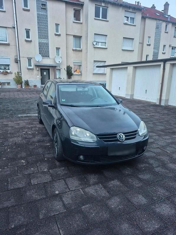 Gebraucht VW Golf V 116 PS (85 kW) 2004 Schwarz Kleinwagen
