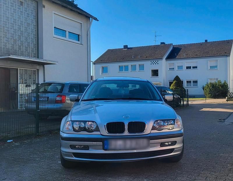 Gebraucht BMW 316 105 PS (77 kW) 2000 Grau Limousine