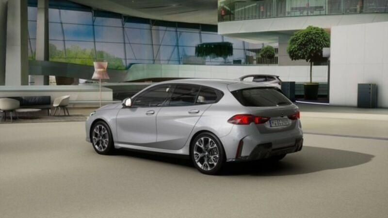 Neu BMW 116 M Sport 122 PS (89 kW) 2026 M brooklyn grau metallic Kleinwagen