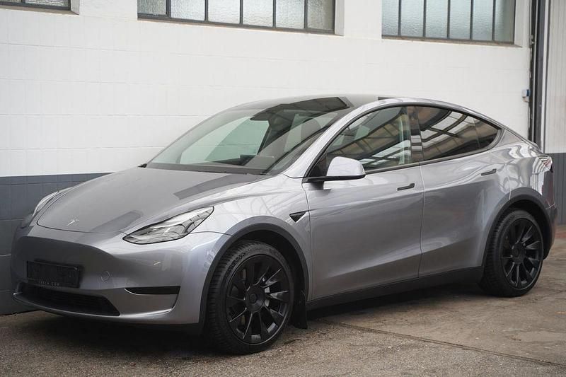 Gebraucht Tesla Model Y Standard Range 219 kW (299 PS) 2023 Grau SUV