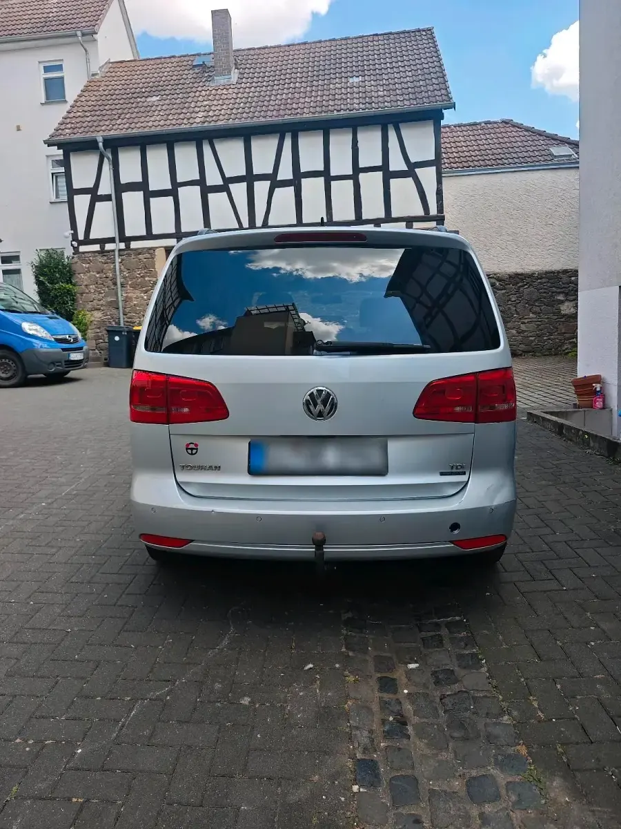 Gebraucht VW Touran 105 PS (77 kW) 2012 Grau Van / Kleinbus