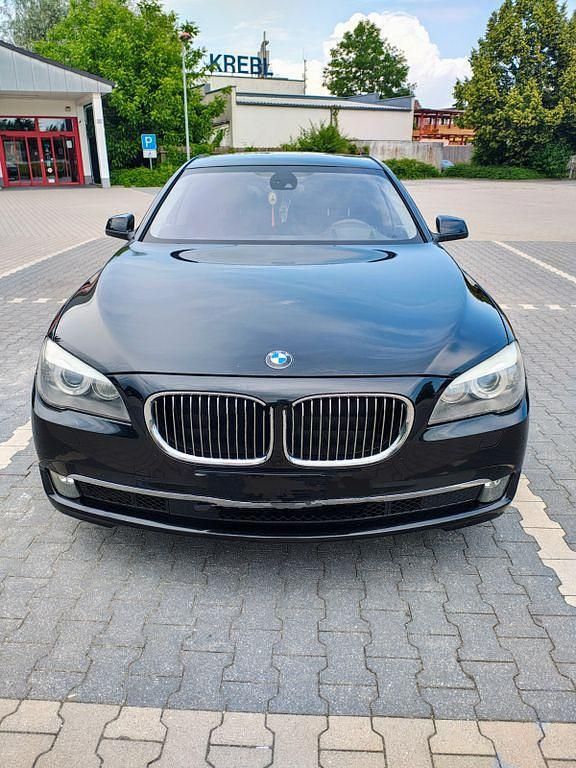 Schwarz Gebraucht 2012 BMW 730L Limousine | 10.500 € (Guter Preis) - Bild 1/4