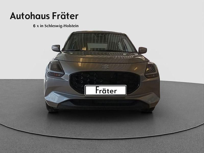 Neu Suzuki Swift Club 83 PS (61 kW) 2026 Silber Kleinwagen