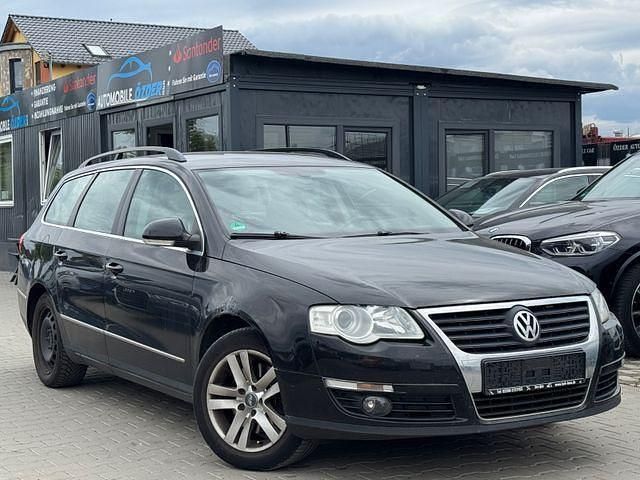 Schwarz Gebraucht 2006 VW Passat Comfortline Kombi | 1.990 € (Fairer Preis) - Bild 1/4