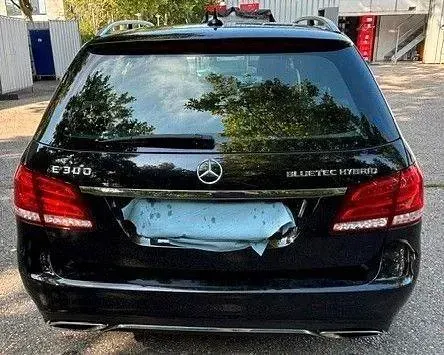 Gebraucht Mercedes E300 Avantgarde 231 PS (169 kW) 2013 Schwarz Limousine