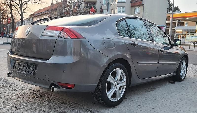 Gebraucht Renault Laguna III GT 150 PS (110 kW) 2010 Grau Limousine