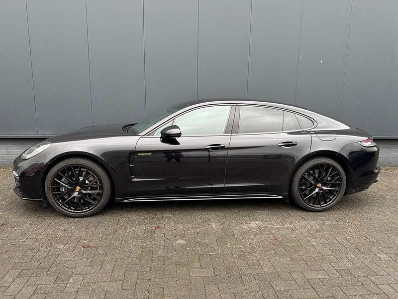 Gebraucht Porsche Panamera 466 PS (342 kW) 2022 Schwarz Limousine