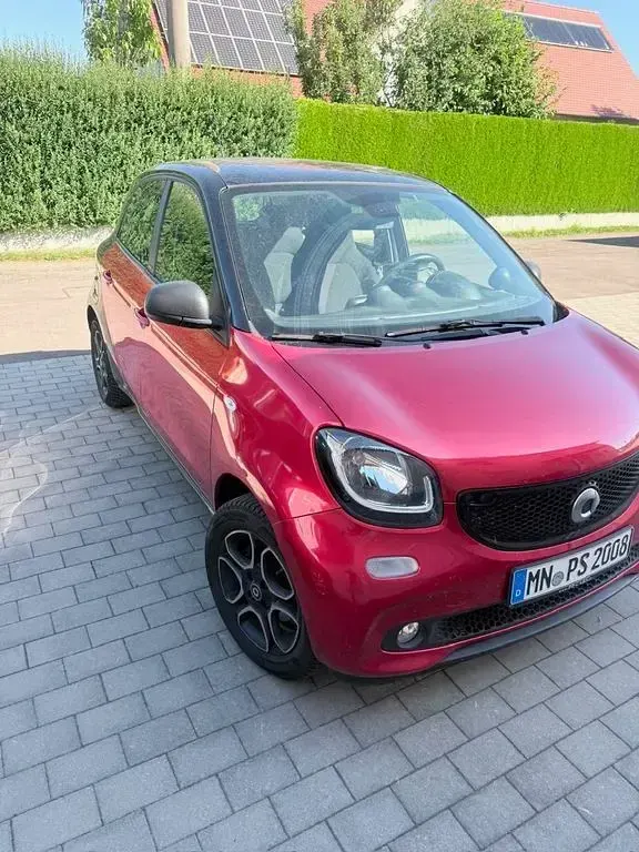 Gebraucht Smart ForFour 90 PS (66 kW) 2019 Rot Kleinwagen