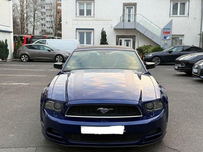 Gebraucht Ford Mustang 305 PS (224 kW) 2012 Blau Cabrio