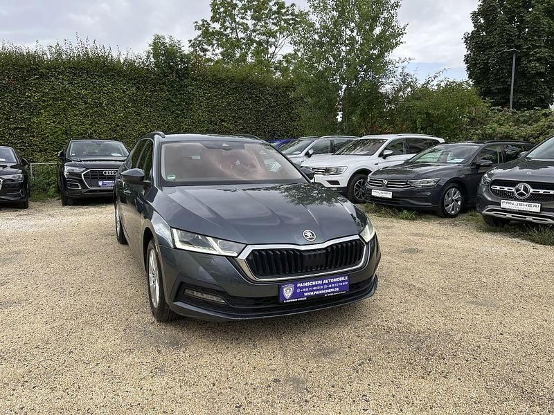 Seda quartz/quartz grey Gebraucht 2021 Skoda Octavia Ambition Kombi | 20.899 € (Guter Preis) - Bild 1/4