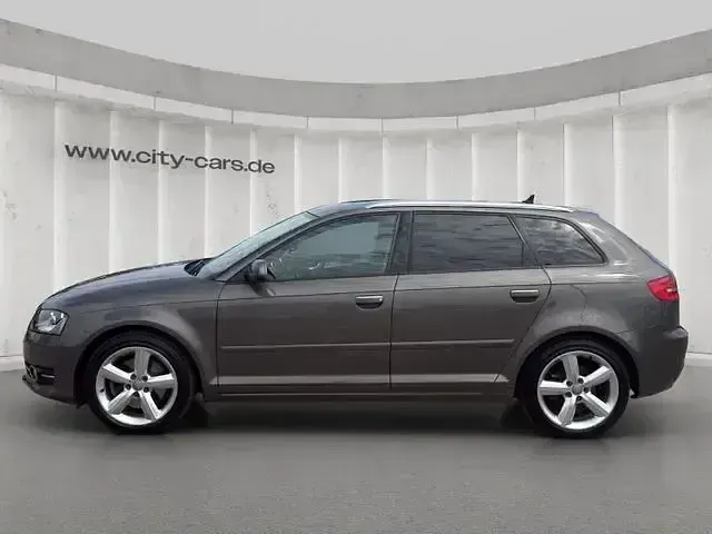 Gebraucht Audi A3 Ambition 200 PS (147 kW) 2011 Grau Kleinwagen