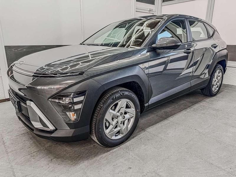 Ecotronic gray pearl pe2 Neu 2025 Hyundai Kona Style SUV | 27.490 € (Superpreis) - Bild 1/4