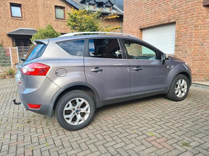 Braun Gebraucht 2012 Ford Kuga Trend SUV | 4.800 € (Superpreis) - Bild 1/4