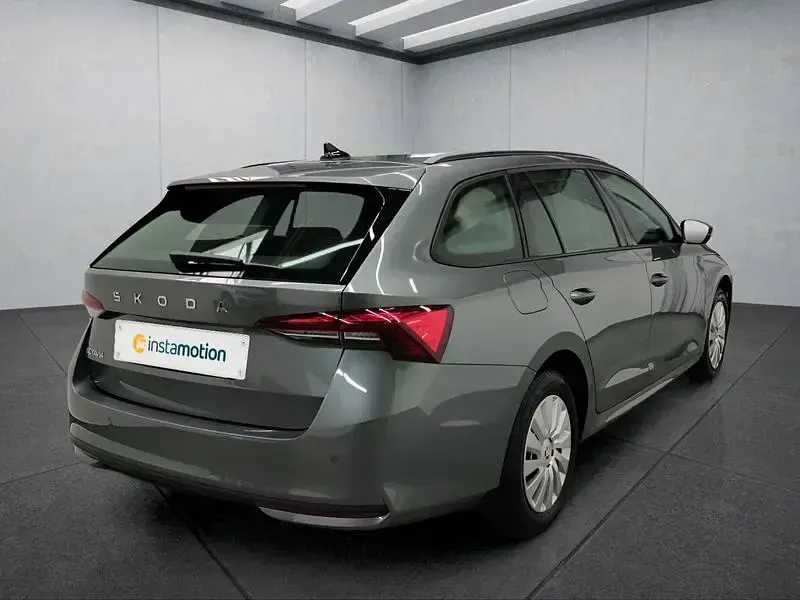 Gebraucht Skoda Octavia 116 PS (85 kW) 2025 Grau Kombi