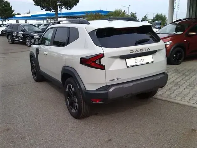 Neu Dacia Duster Extreme 131 PS (96 kW) 2025 Beige schwarz SUV