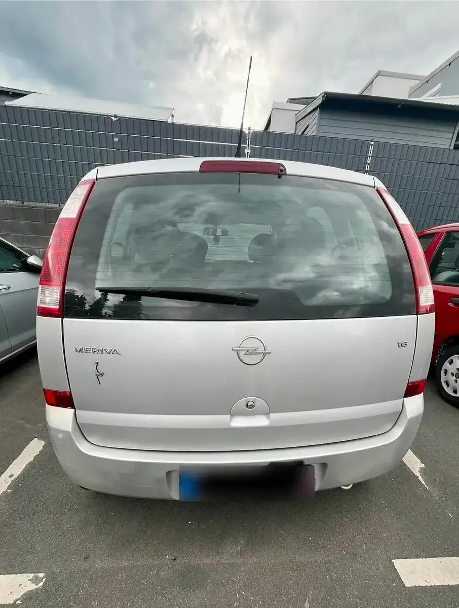 Gebraucht Opel Meriva 116 PS (85 kW) 2005 Silber Van / Kleinbus