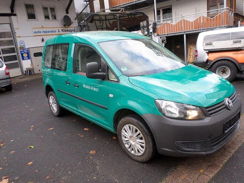 Gebraucht VW Caddy Trendline 110 PS (80 kW) 2015 Grün Van / Kleinbus