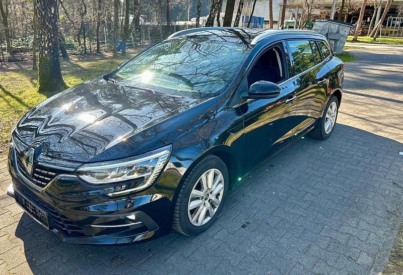 Gebraucht Renault Mégane GrandTour Business 140 PS (102 kW) 2022 Schwarz Kombi