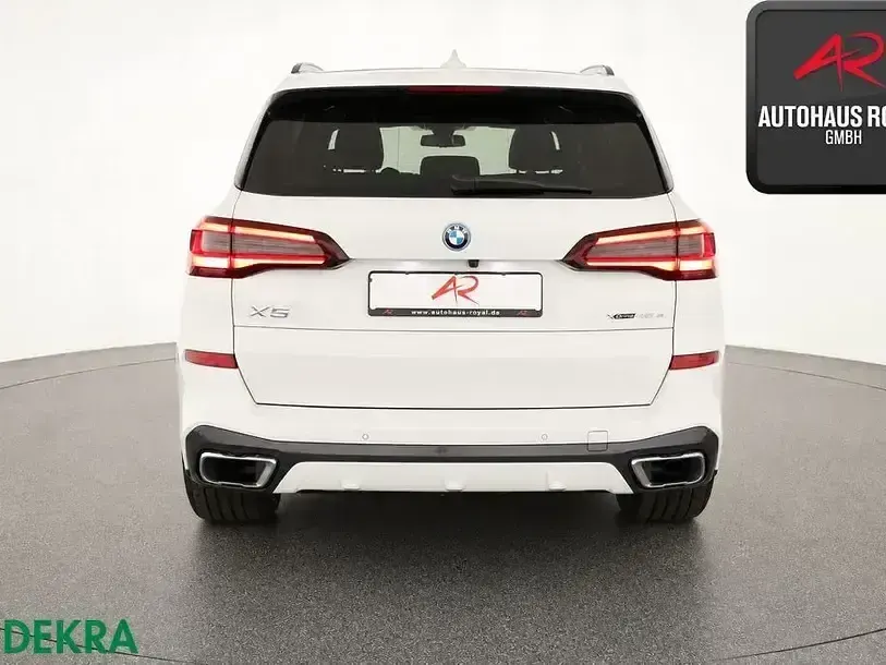 Gebraucht BMW X5 M Sport 394 PS (289 kW) 2021 Alpinweiss iii SUV