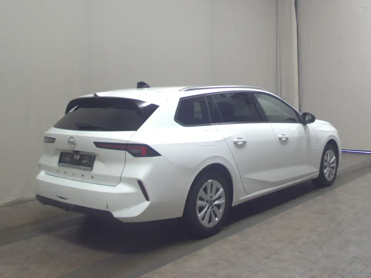 Gebraucht Opel Astra Elegance 131 PS (96 kW) 2023 Weiss Kombi