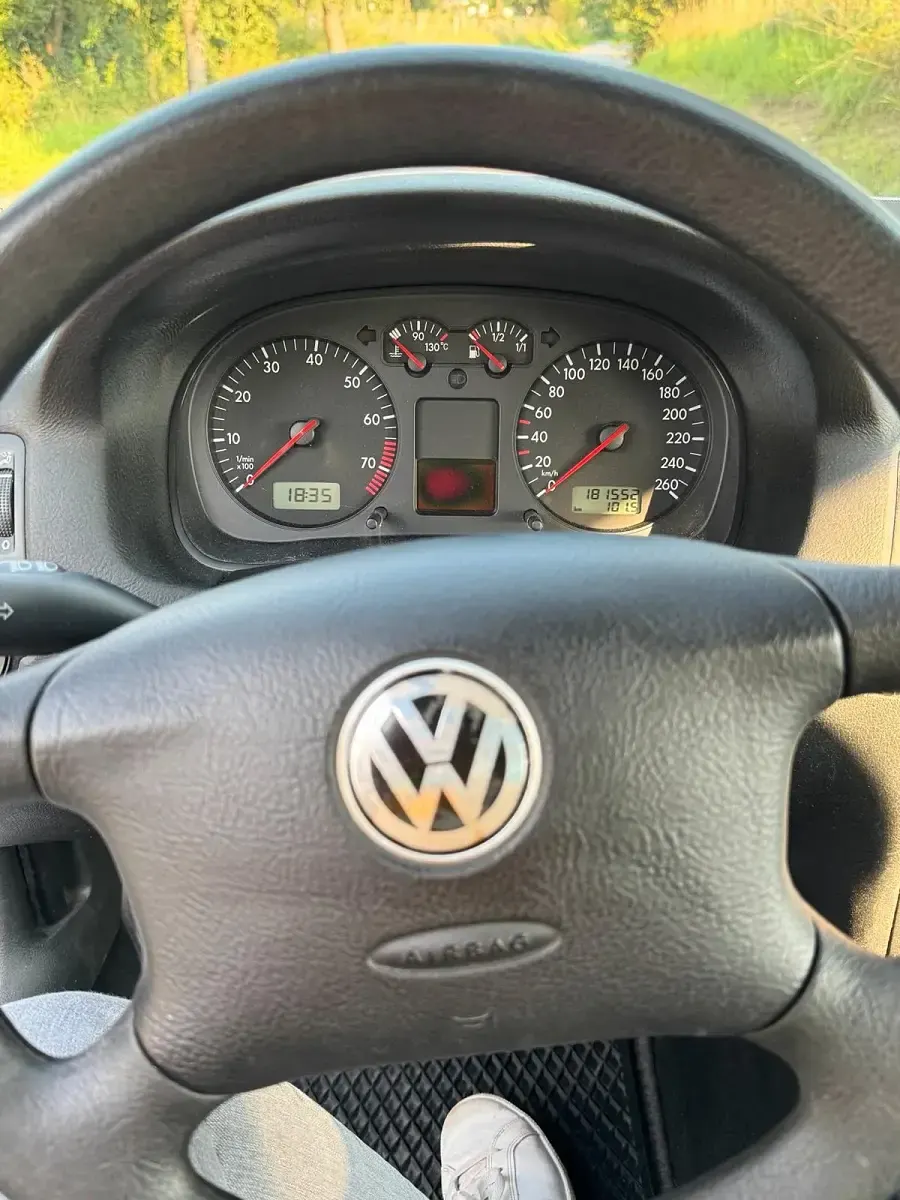 Gebraucht VW Golf IV 75 PS (55 kW) 2002 Silber Kleinwagen