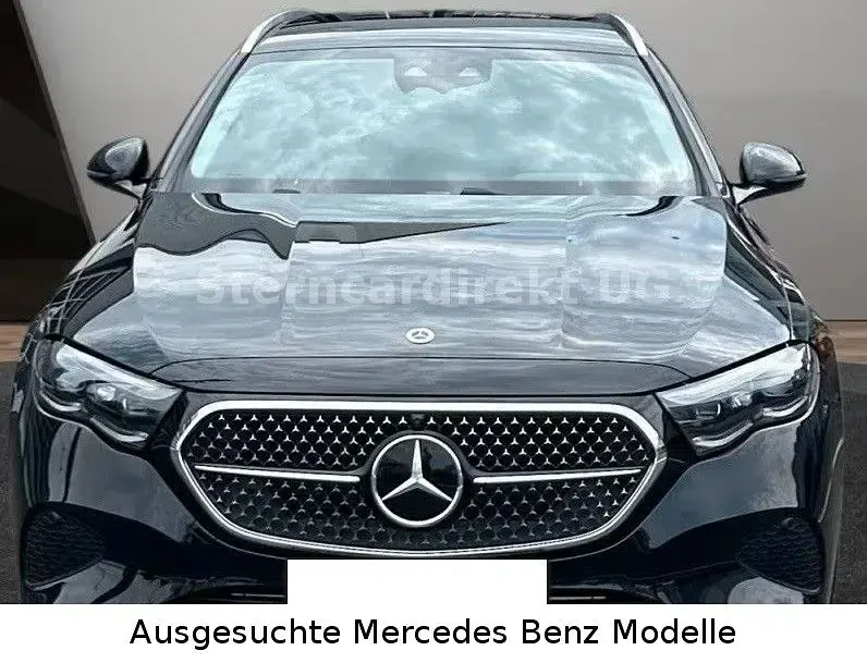 Gebraucht Mercedes E300 Avantgarde 313 PS (230 kW) 2025 Schwarz Limousine