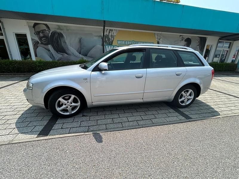 Gebraucht Audi A4 105 PS (77 kW) 2004 Grau Kleinwagen