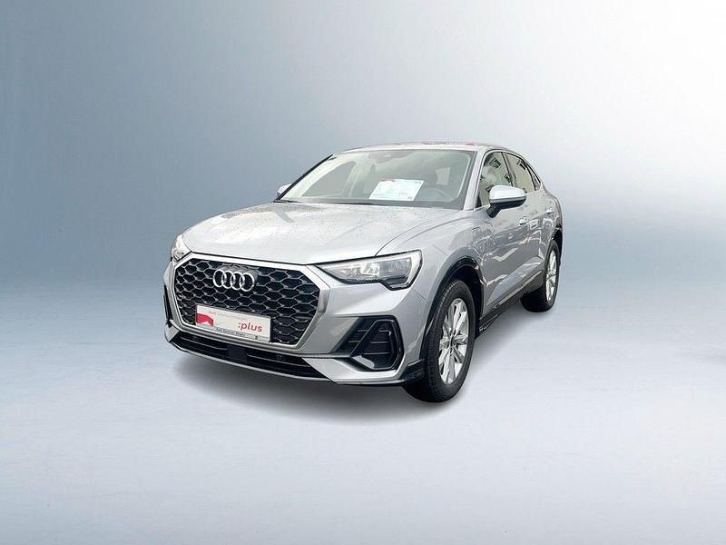Gebraucht Audi Q3 Sportback Ambiente 245 PS (180 kW) 2021 Florettsilber metallic (metallic) SUV