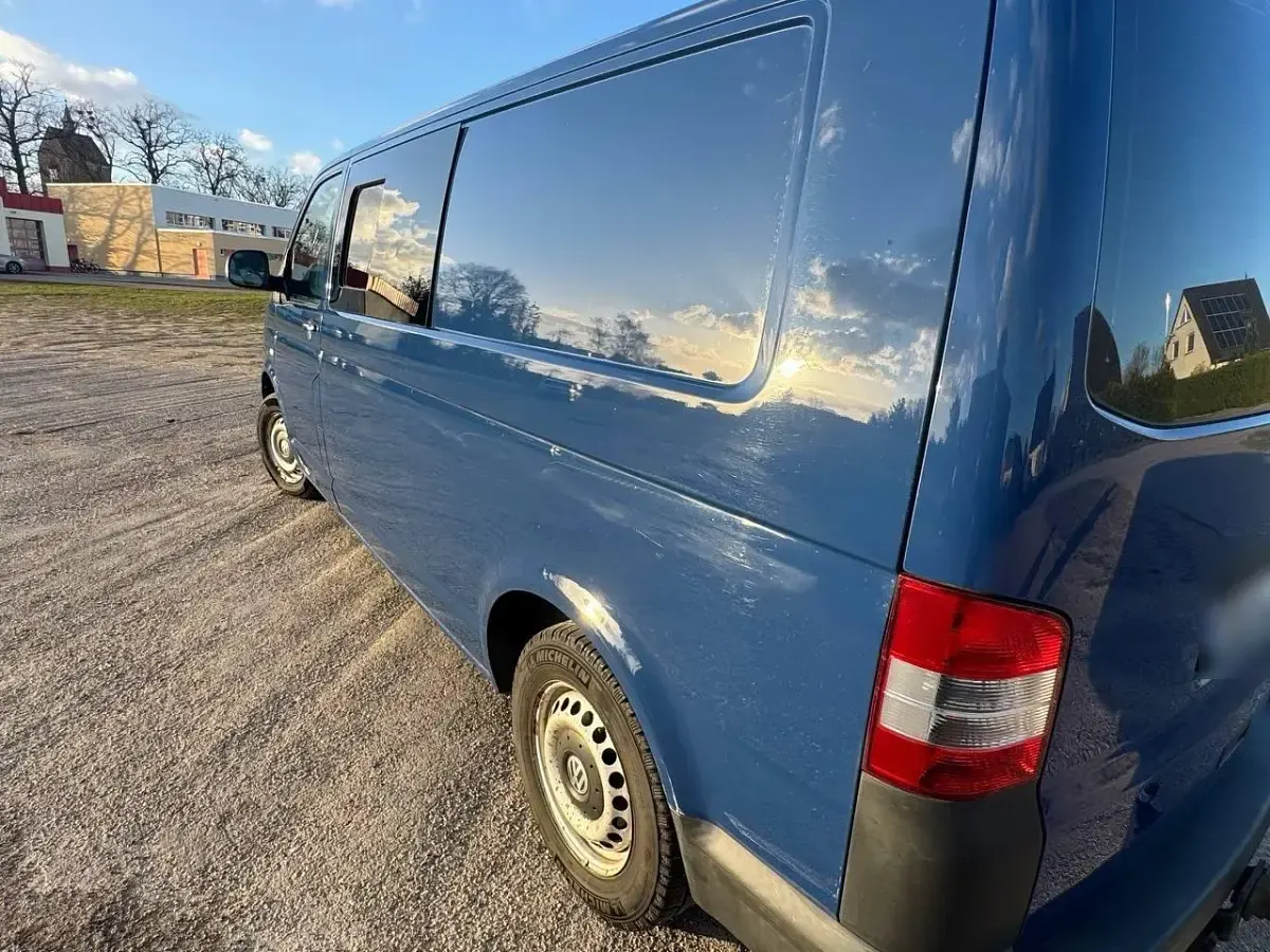 Usata VW Transporter 140 CV (102 kW) 2013 Blu Furgone