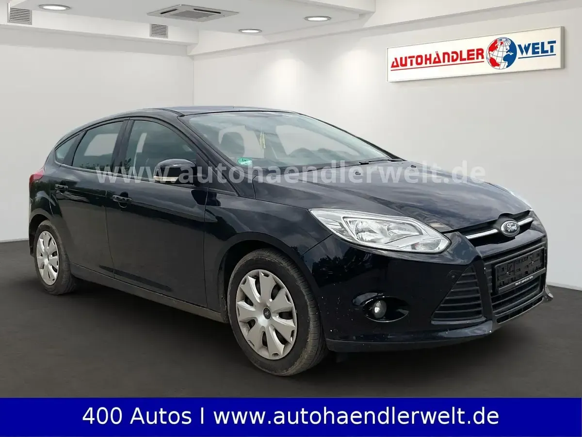 Gebraucht Ford Focus 125 PS (91 kW) 2012 Schwarz Limousine