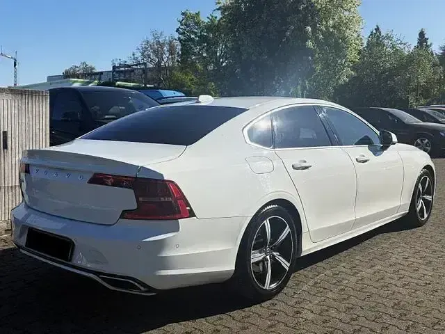 Gebraucht Volvo S90 R-Design 190 PS (139 kW) 2019 Weiß Limousine