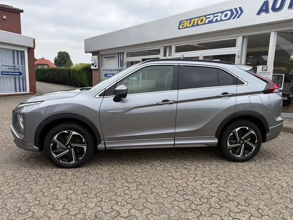 Gebraucht Mitsubishi Eclipse Cross Select 188 PS (138 kW) 2022 Grau SUV
