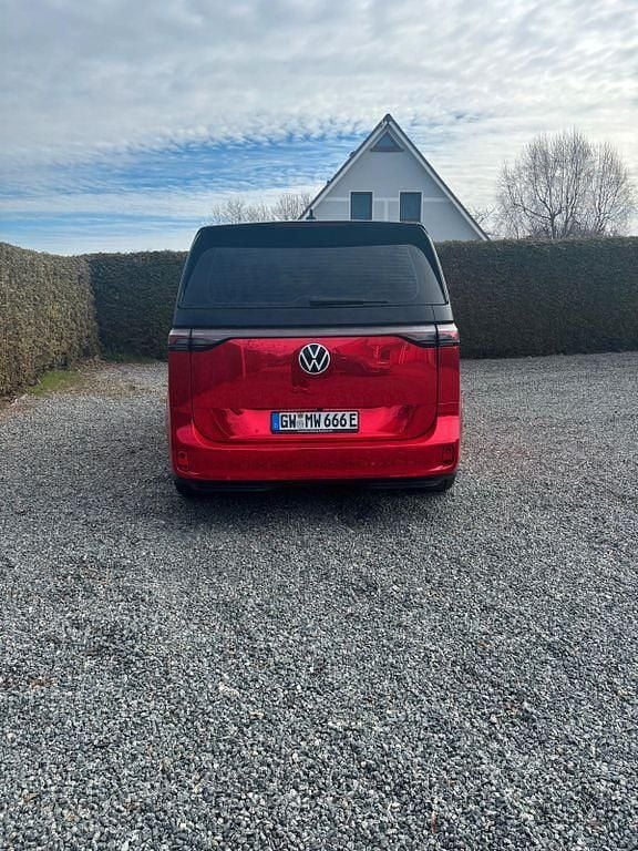 Gebraucht VW ID. Buzz 150 kW (204 PS) 2023 Rot Van / Kleinbus