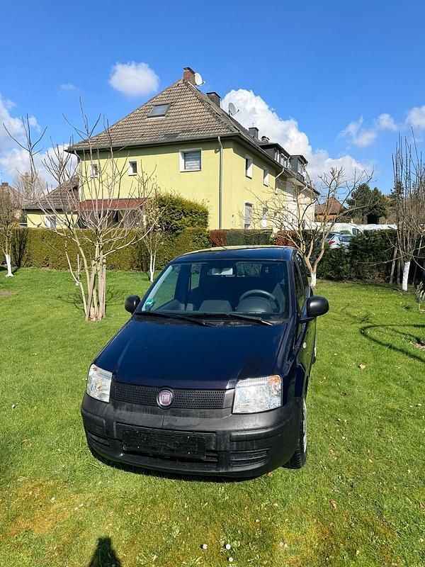 Gebraucht Fiat Panda 60 PS (44 kW) 2010 Blau Kleinwagen