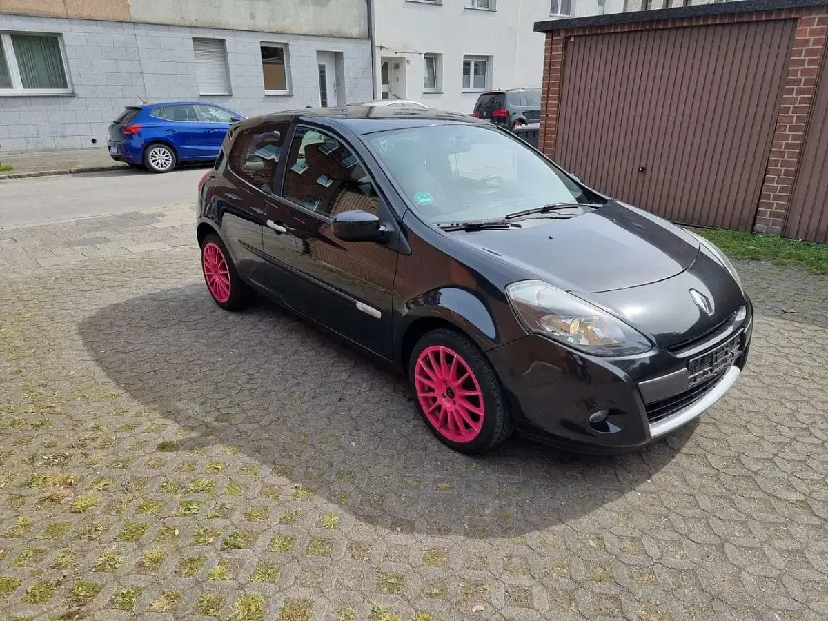 Brugt Renault Clio II Dynamique 101 HK (74 kW) 2009 Sort Hatchback