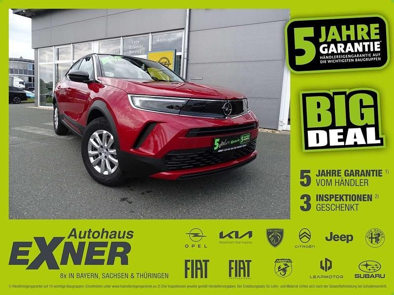 Kosmos rot/ dach schwarz lackiert Gebraucht 2022 Opel Mokka Edition SUV | 16.900 € (Superpreis) - Bild 1/4