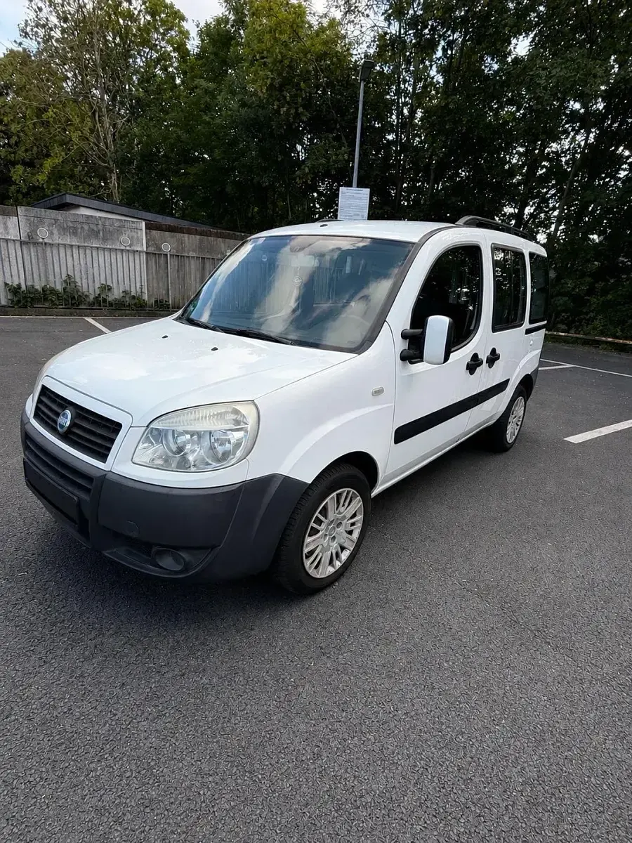 Gebraucht Fiat Doblò 78 PS (57 kW) 2006 Weiß Van / Kleinbus