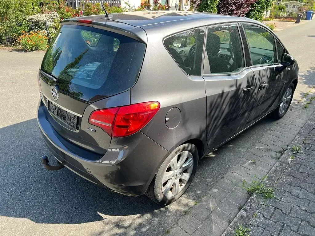 Gebraucht Opel Meriva 110 PS (80 kW) 2012 Grau Van / Kleinbus