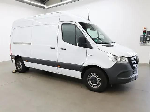 Second-hand Mercedes E-Sprinter 2022 Alb Van