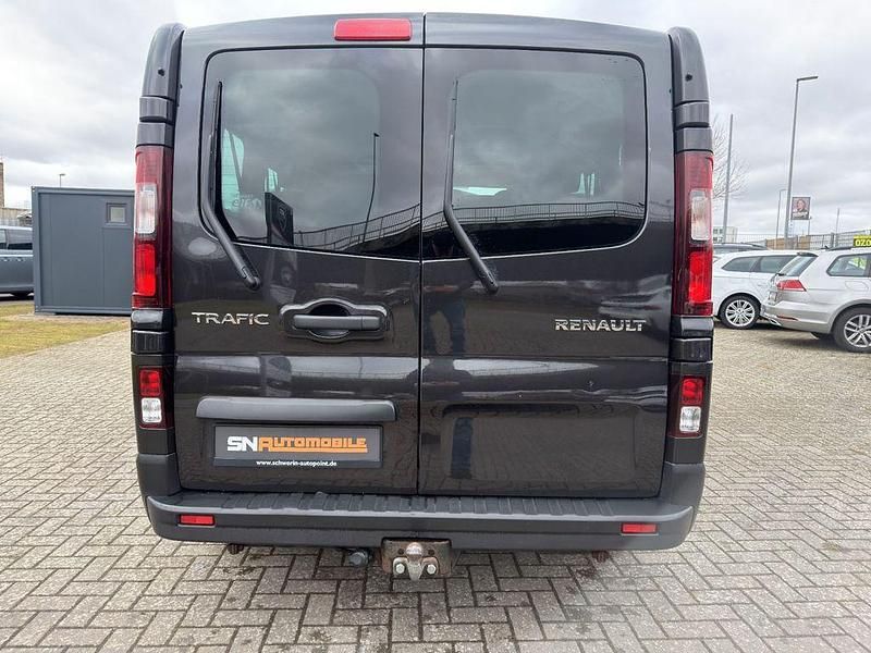 Gebraucht Renault Trafic 125 PS (91 kW) 2017 Schwarz Van / Kleinbus