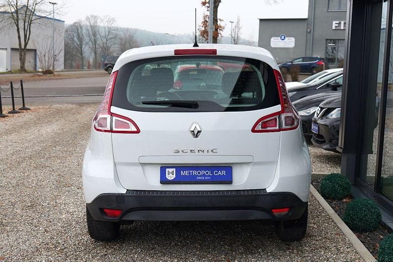 Gebraucht Renault Scénic III Authentique 110 PS (80 kW) 2011 Weiß Van / Kleinbus