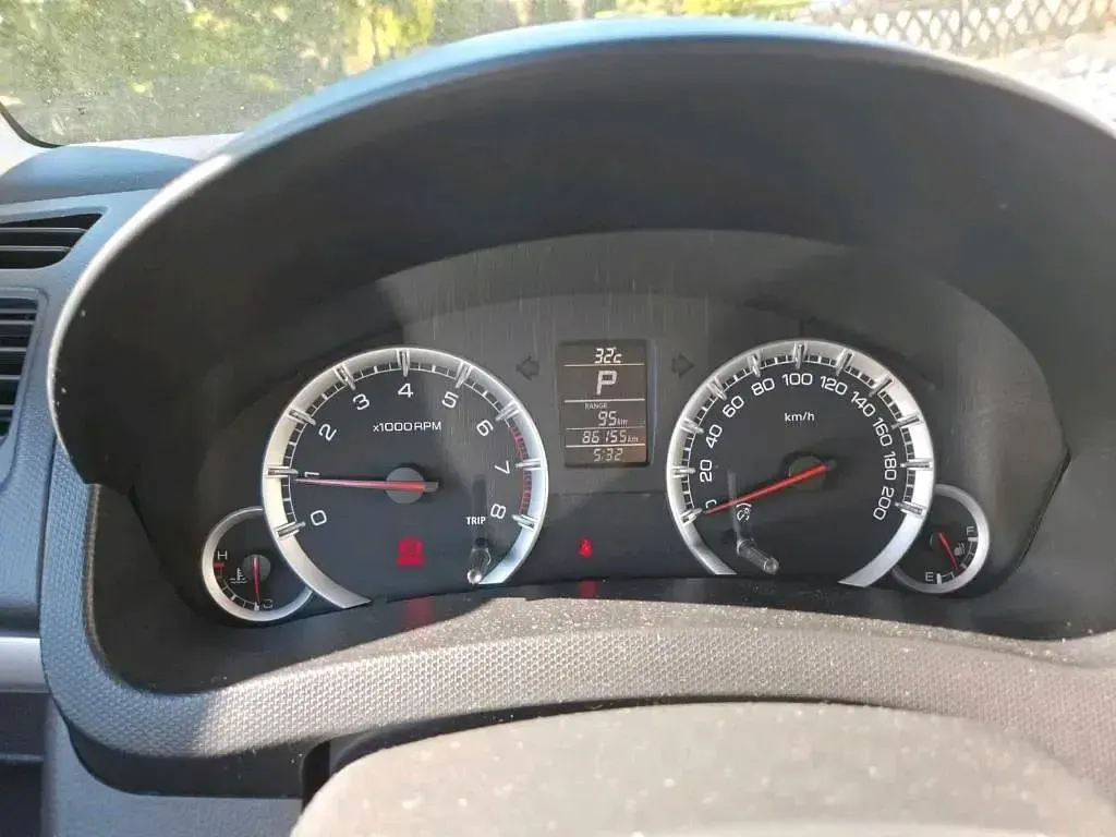 Gebraucht Suzuki Swift 93 PS (68 kW) 2011 Weiß Kleinwagen