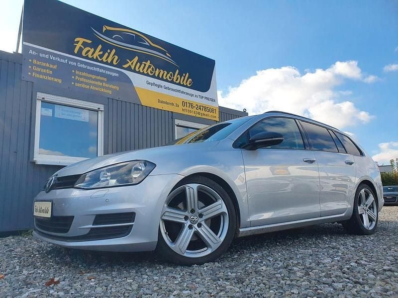 Silber Gebraucht 2015 VW Golf VII Comfortline Kombi | 5.199 € (Superpreis) - Bild 1/4