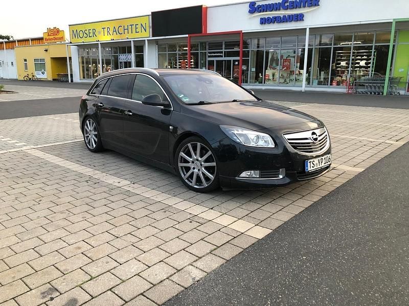 Schwarz Gebraucht 2013 Opel Insignia Kombi | 4.500 € (Guter Preis) - Bild 1/4