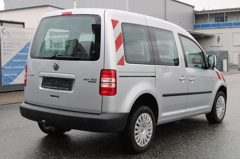 Gebraucht VW Caddy Trendline 110 PS (80 kW) 2014 Silber Van / Kleinbus