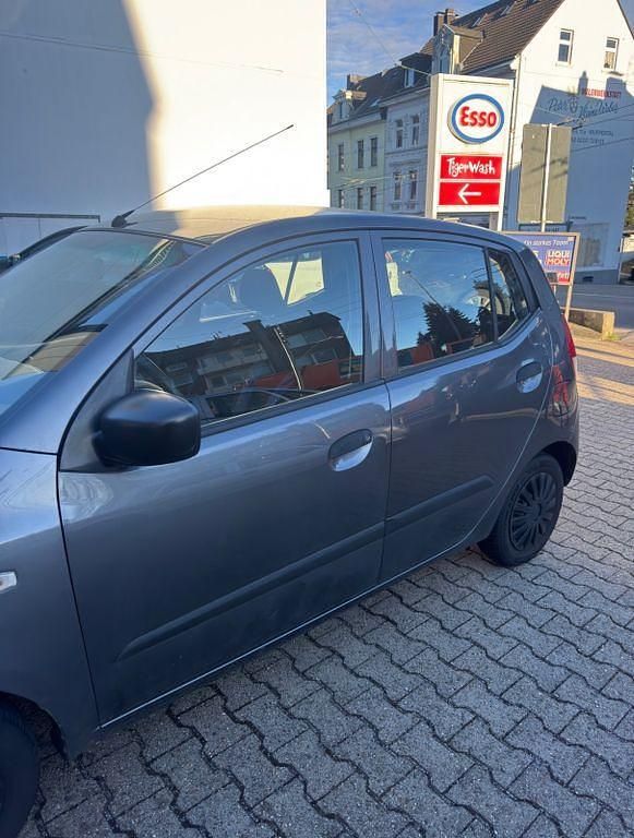 Gebraucht Hyundai i10 67 PS (49 kW) 2009 Grau Kleinwagen