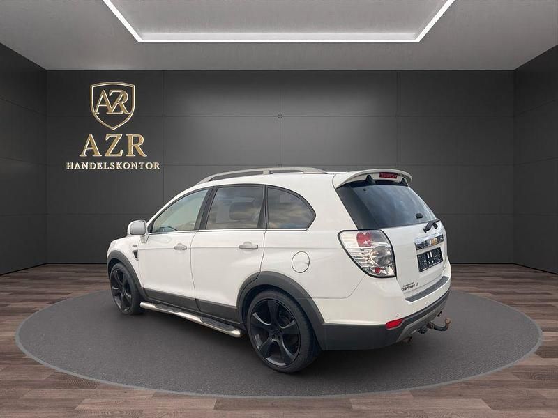 Gebraucht Chevrolet Captiva 230 PS (169 kW) 2010 Weiß SUV
