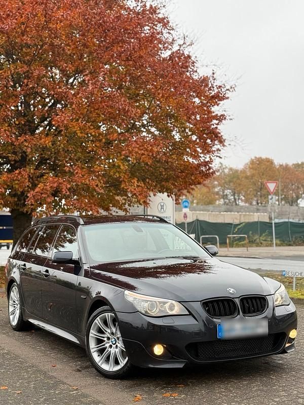 Schwarz Gebraucht 2009 BMW 530 M Sport Kombi | 8.000 € (Guter Preis) - Bild 1/4